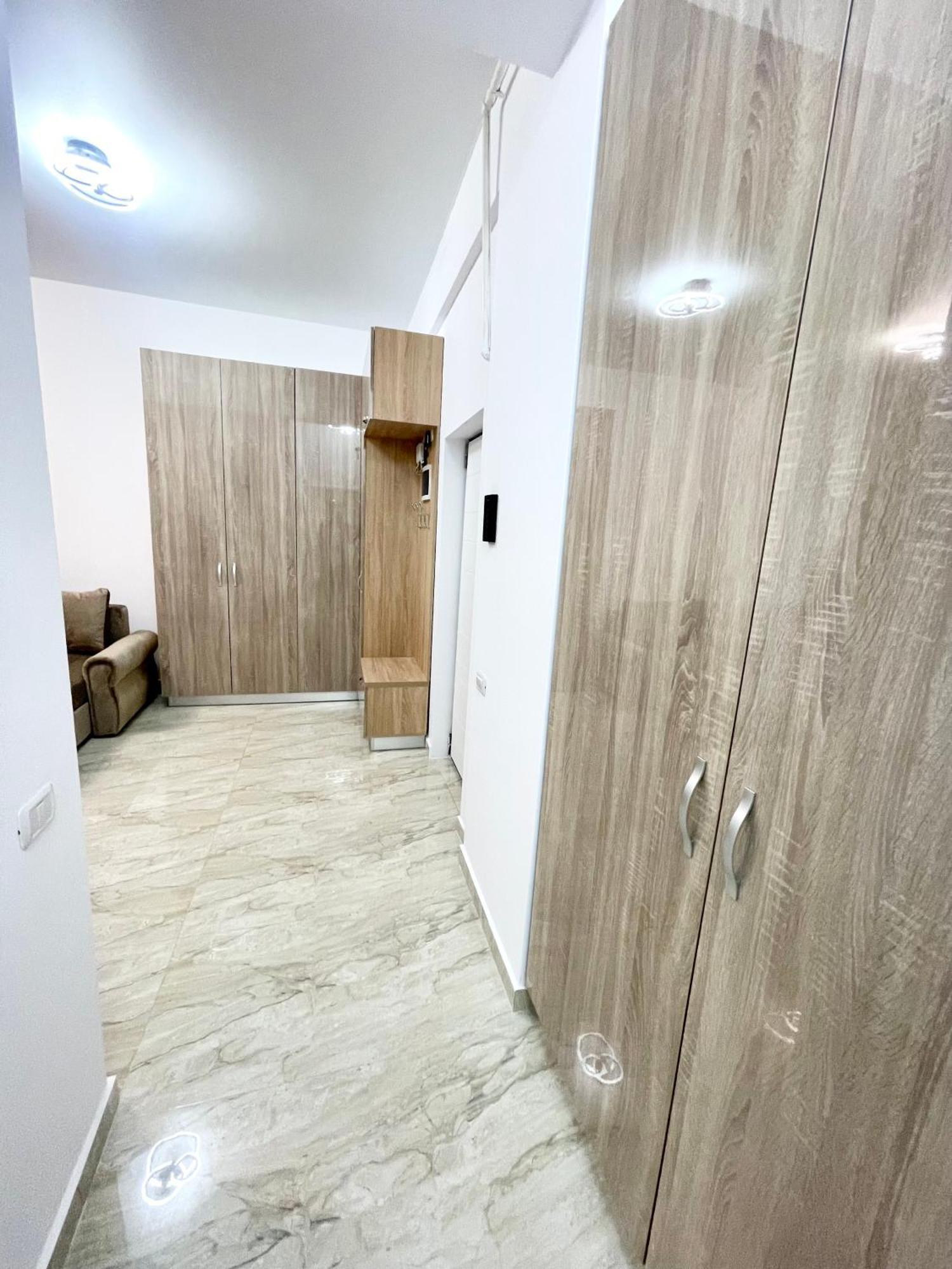 Central Adress Dd20 Bukarest Kültér fotó