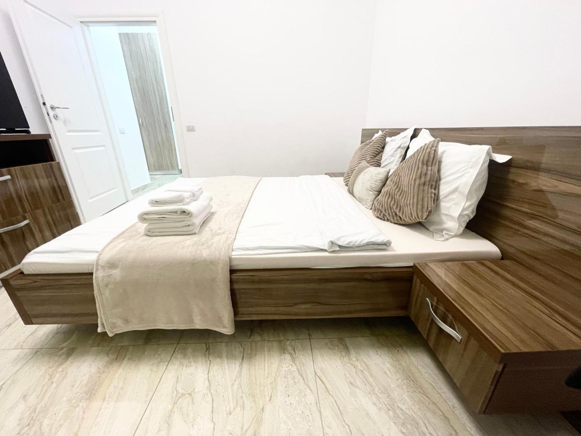 Central Adress Dd20 Bukarest Kültér fotó
